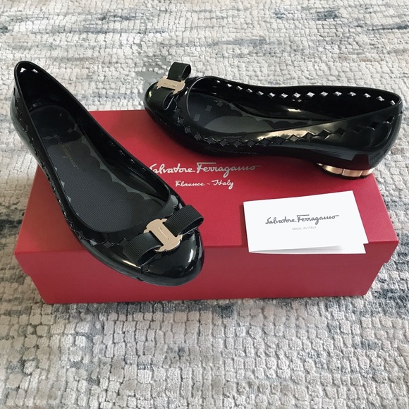 Salvatore Ferragamo Shoes - *NEW* SALVATORE FERRAGAMO Vara Jelly Bow Flat-Sz 7